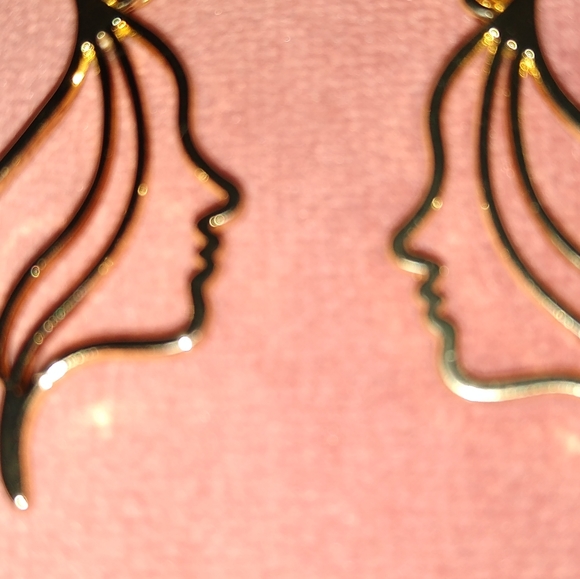 Abstract Woman Face Earrings Artistic Line Art Hair Lady Profile Gold Outline - Picture 3 of 5